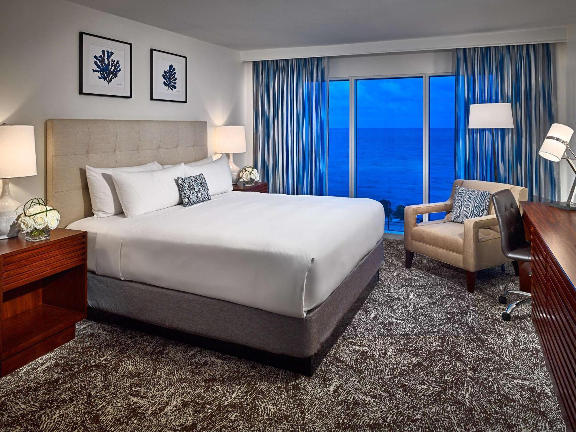 Habitación Preferred con cama extragrande y vistas al mar