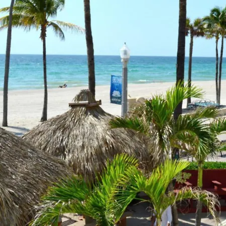 Walkabout 1 Tower Suite In The Heart Of Hollywood Beach-2